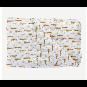 Oval Quilted stroller blanket, bamboo, candles